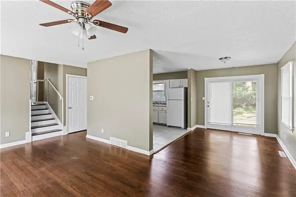 5906 E 97th ST, Kansas City, MO 64134