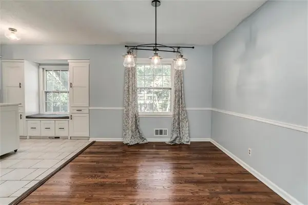 9304 Switzer ST, Overland Park, KS 66214