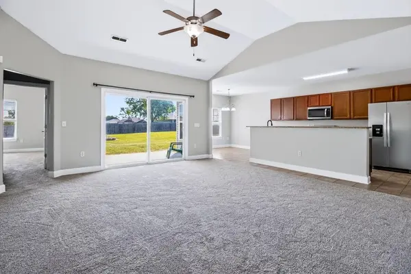 395 SE 971 RD, Knob Noster, MO 65336
