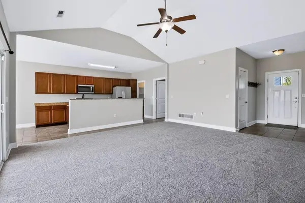 395 SE 971 RD, Knob Noster, MO 65336