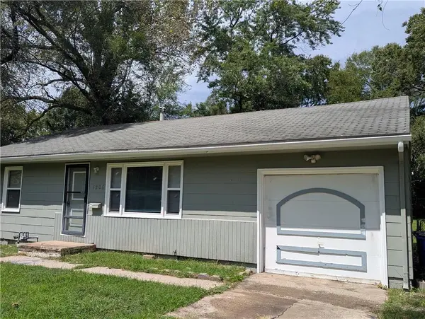1206 E 134th ST, Grandview, MO 64030