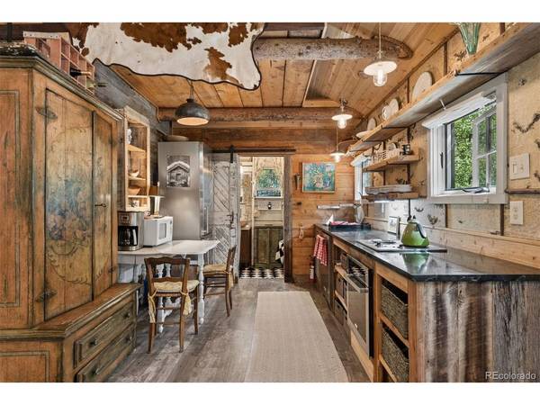 3141 Riverside, Lyons, CO 80540