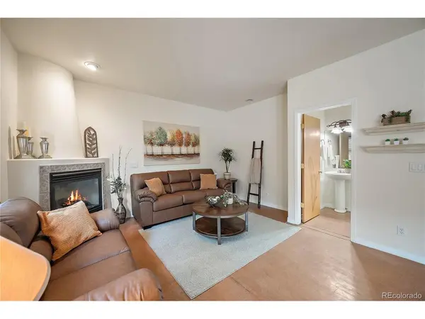 18 Taos, Manitou Springs, CO 80829