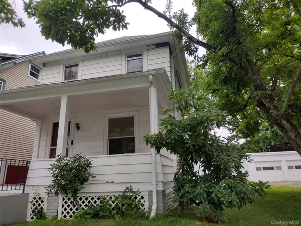 29 Kelsey RD, Poughkeepsie, NY 12601