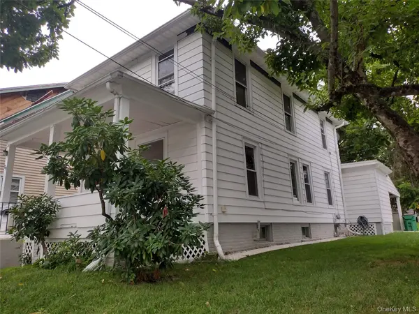29 Kelsey RD, Poughkeepsie, NY 12601