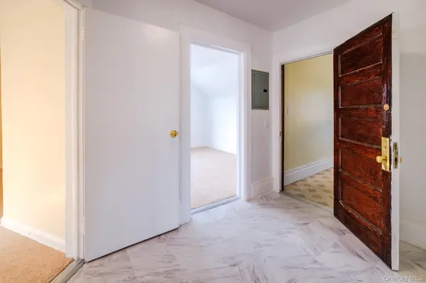 28 Urban ST #3, Mount Vernon, NY 10552