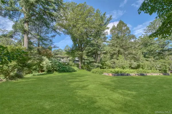 35 Saxon Woods, White Plains, NY 10605