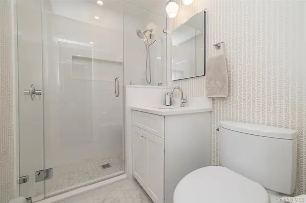 250 N Village AVE #C22, Rockville Centre, NY 11570