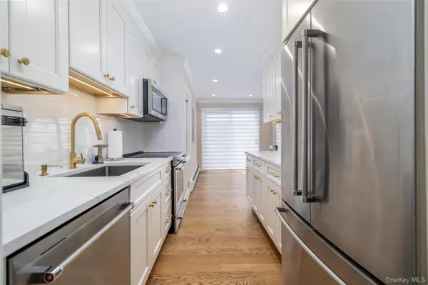 250 N Village AVE #C22, Rockville Centre, NY 11570