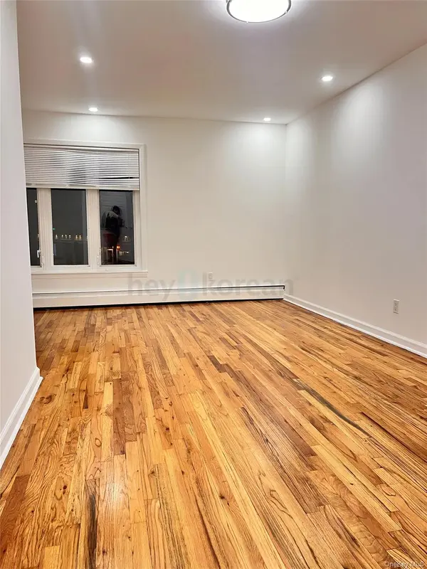 34-12 192 ST, Flushing, NY 11358