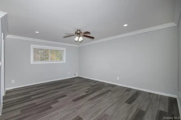 7-2B Dark Hollow RD #7-2B, Port Jefferson, NY 11777