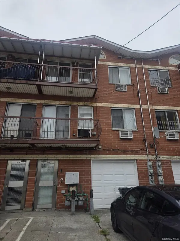 3103 Linden PL, Flushing, NY 11354