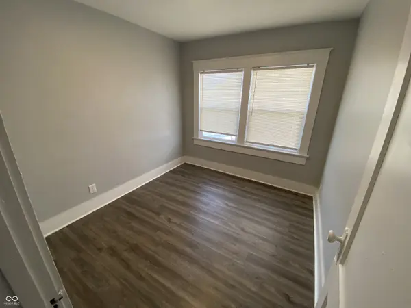 129 W Hendricks ST #2, Shelbyville, IN 46176