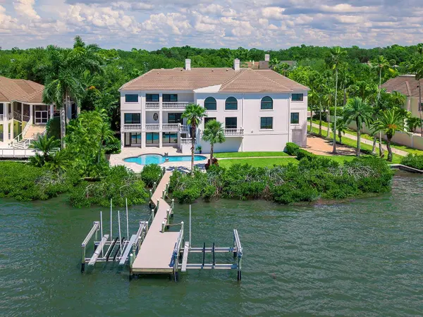 112 OSPREY POINT DR, Osprey, FL 34229