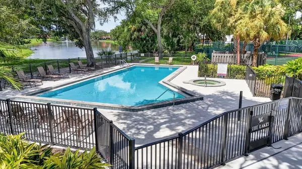 4395 OAK VIEW DR, Sarasota, FL 34232
