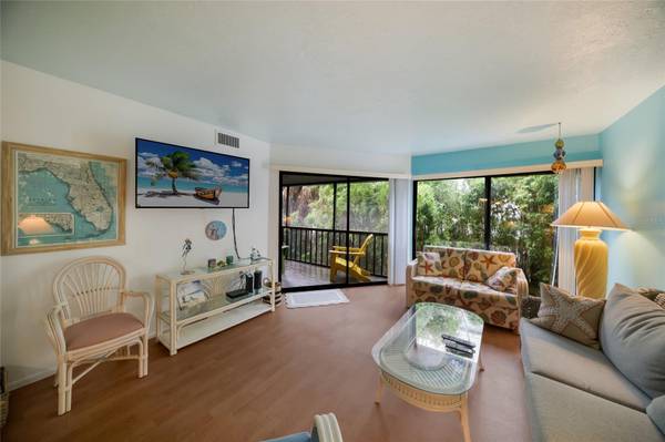 3705 E BAY DR #115, Bradenton Beach, FL 34217