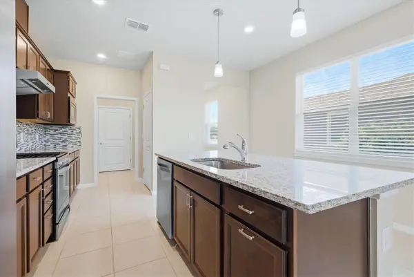 8610 BACKSHORE LN, Parrish, FL 34219