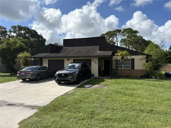 2204 54TH AVENUE DR W, Bradenton, FL 34207