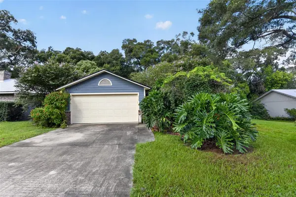 950 WOODSITE DR, Deland, FL 32720
