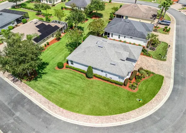 10038 KETCH KAY LN, Oxford, FL 34484