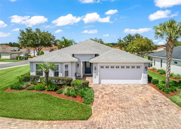 10038 KETCH KAY LN, Oxford, FL 34484