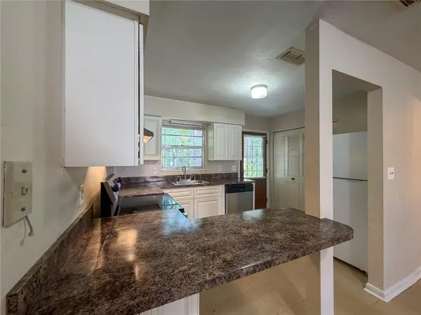 5620 NW 23RD TER #1, Gainesville, FL 32653