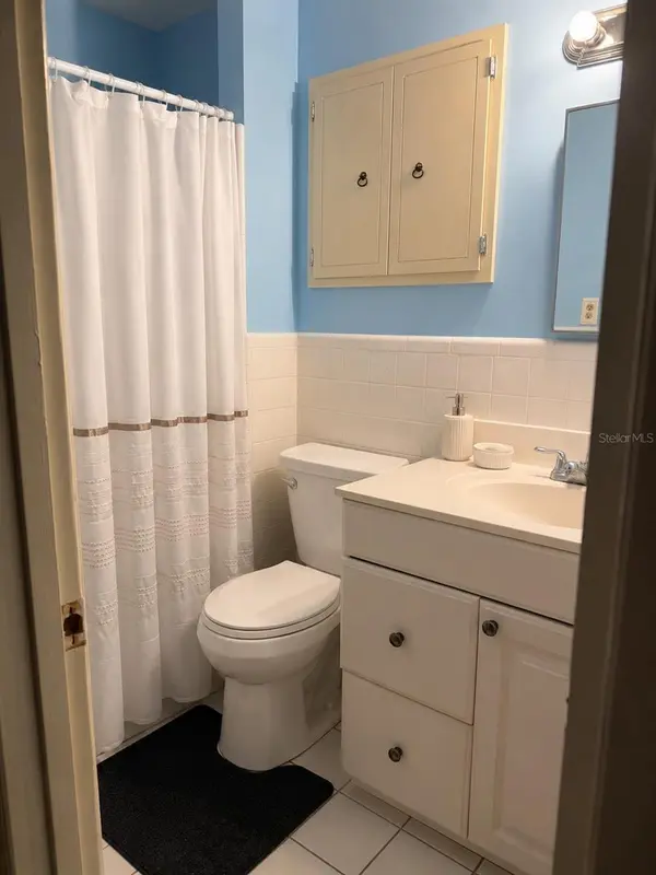 1906 SW 48TH AVE, Gainesville, FL 32608