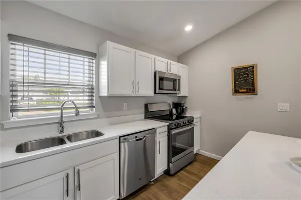 29 ROCKING HORSE DR, Palm Coast, FL 32164