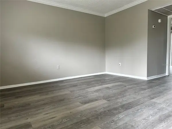 121 OYSTER BAY CIR #160, Altamonte Springs, FL 32701