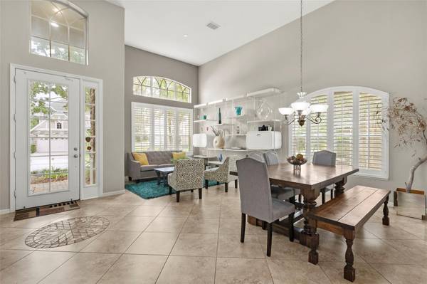 16002 OAK SPRING DR, Orlando, FL 32828