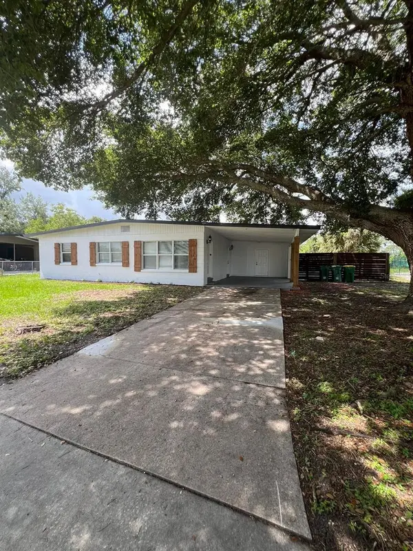 1221 CYPRESS LN, Cocoa, FL 32922