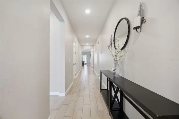 10053 SPRING LAKE DR, Clermont, FL 34711
