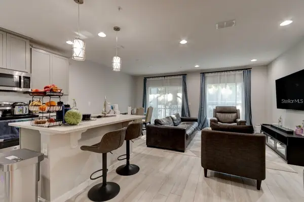287 CAPE HONEYSUCKLE PL, Sanford, FL 32771