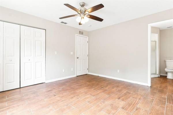 2324 OAKDALE ST S, St Petersburg, FL, 33705 photo 12
