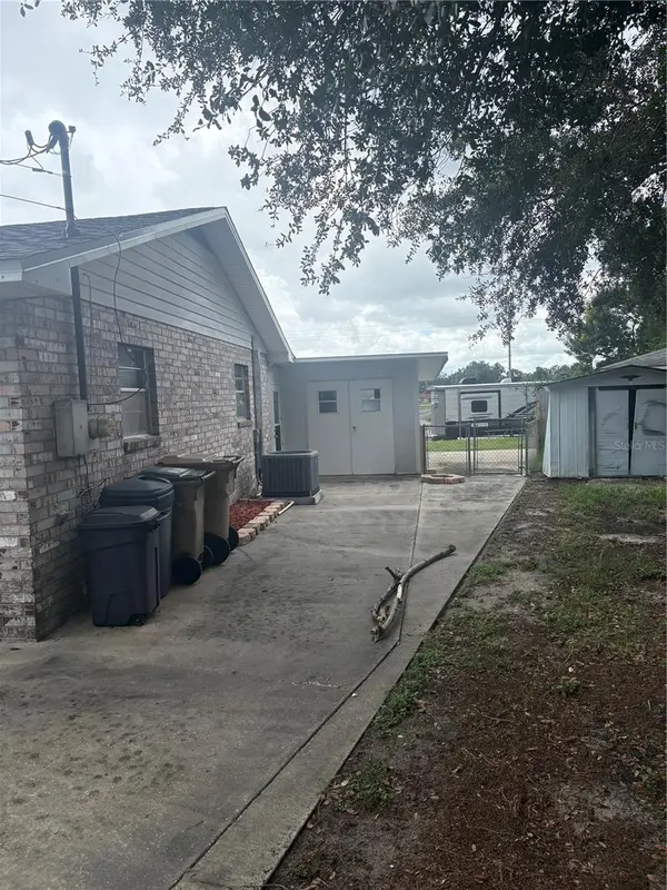3690 DALE CT, Mount Dora, FL 32757