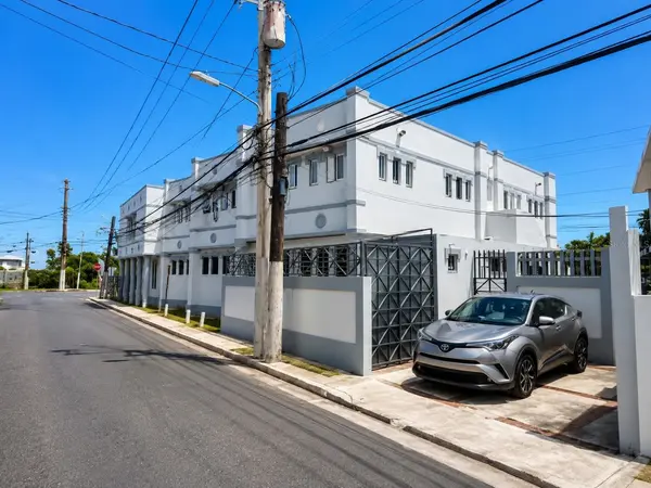 51 SANTA CRUZ ST. CORNER OF ESTEBAN PADILLA ST., Bayamon, PR 00961