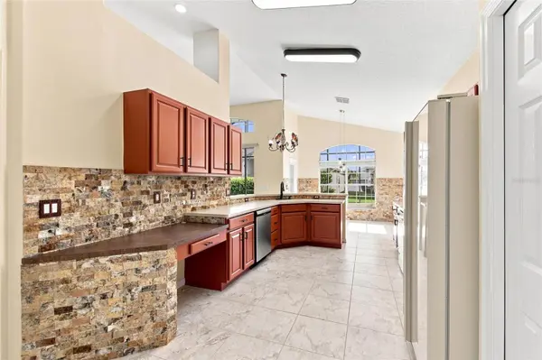 140 MOSS LN, Davenport, FL 33837
