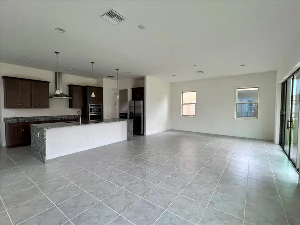 13207 WINTERTON LN, Orlando, FL 32832