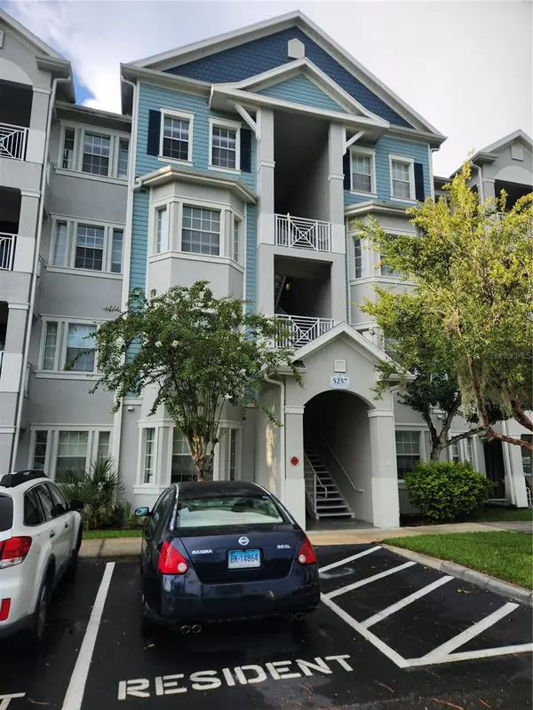 5257 CANE ISLAND LOOP #302, Kissimmee, FL 34746