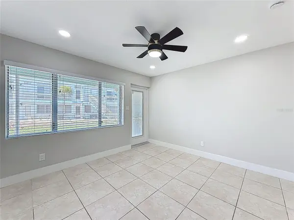 1840 SHORE DR S #5, South Pasadena, FL 33707