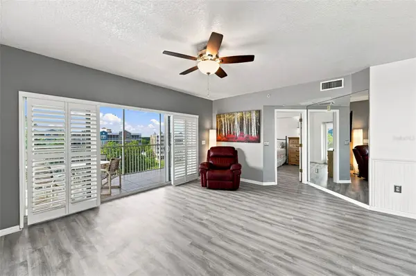 960 STARKEY RD #3501, Largo, FL 33771