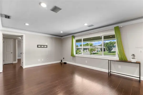 1009 WOODLEY RD, Clearwater, FL 33764