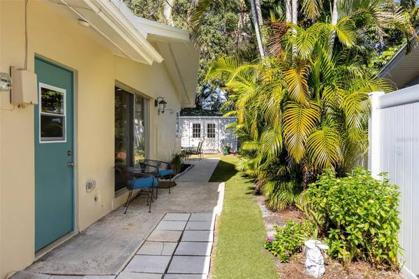 2362 MANGRUM DR, Dunedin, FL, 34698 photo 27