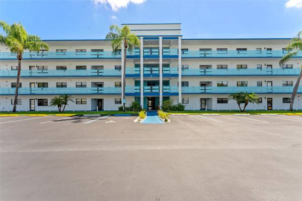 5970 80TH ST N #309, St Petersburg, FL 33709