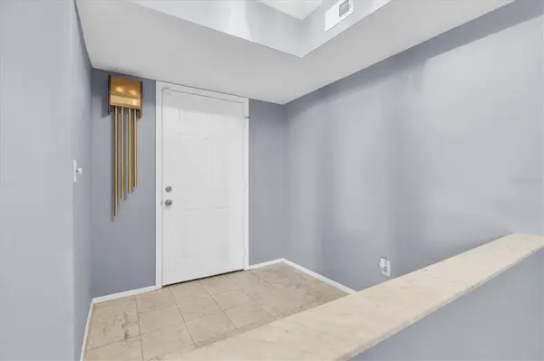 8198 TERRACE GARDEN DR #511, St Petersburg, FL 33709