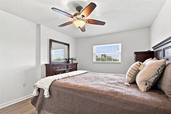 12100 CAPRI CIR S #204, Treasure Island, FL, 33706 photo 22