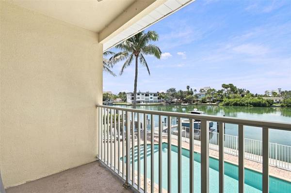 12100 CAPRI CIR S #204, Treasure Island, FL, 33706 photo 27