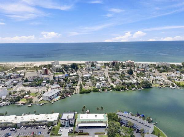 12100 CAPRI CIR S #204, Treasure Island, FL, 33706 photo 48