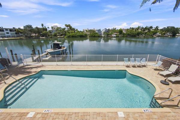 12100 CAPRI CIR S #204, Treasure Island, FL, 33706 photo 31