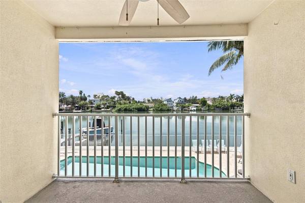 12100 CAPRI CIR S #204, Treasure Island, FL, 33706 photo 26